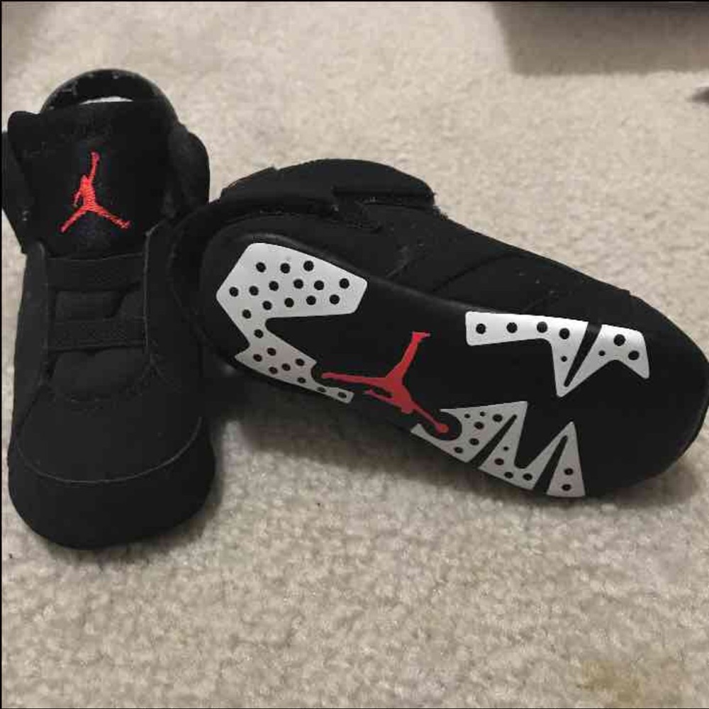 Jordan Retro VI 23