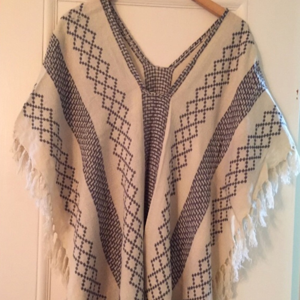 Free people poncho! - Picture 2 of 4