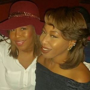 Meet your Posher, Atiya