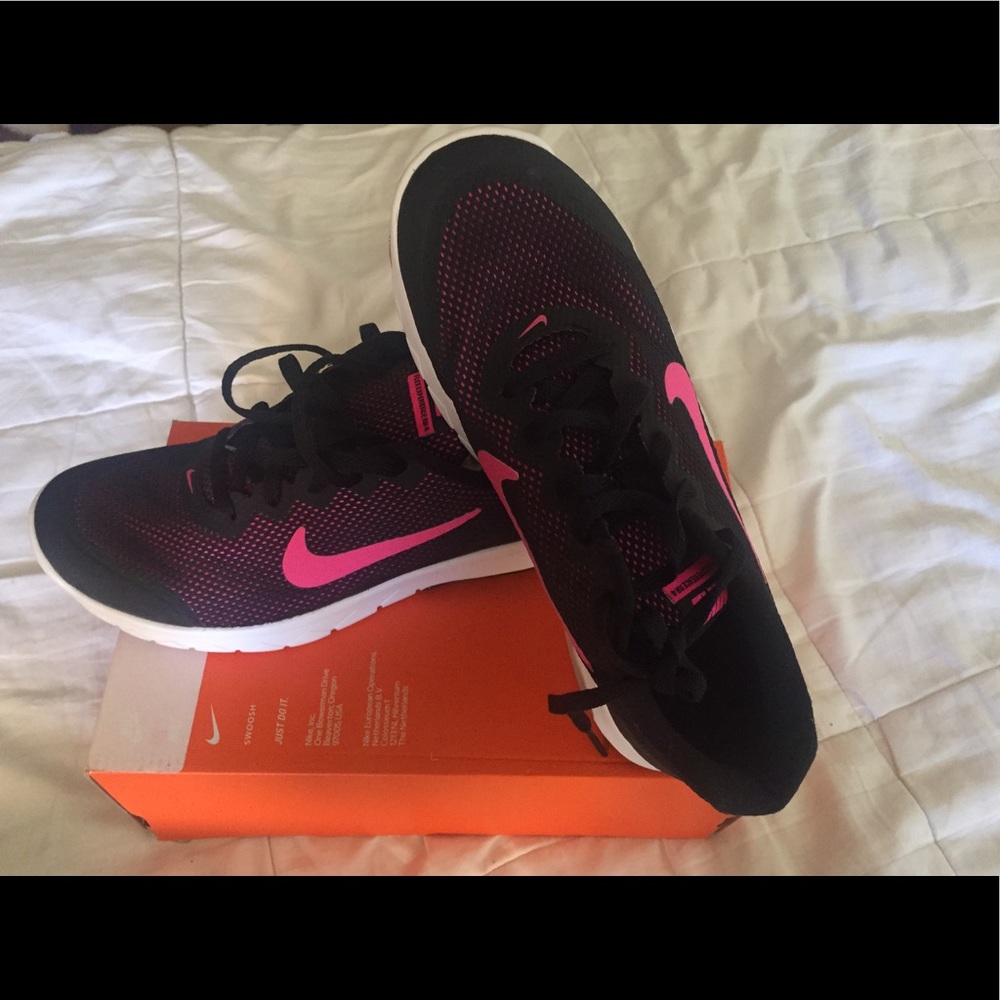 Women's Nike Shoes