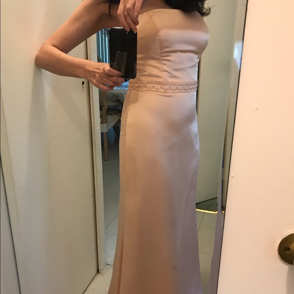 Jim Hjelm gown