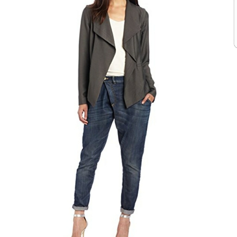 BCBGeneration Olive blazer