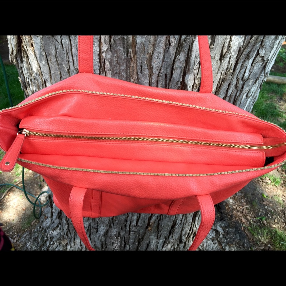 Urban Outfitters Large Coral Scalloped Tote Bag