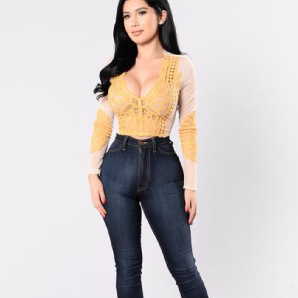 Fashion nova top