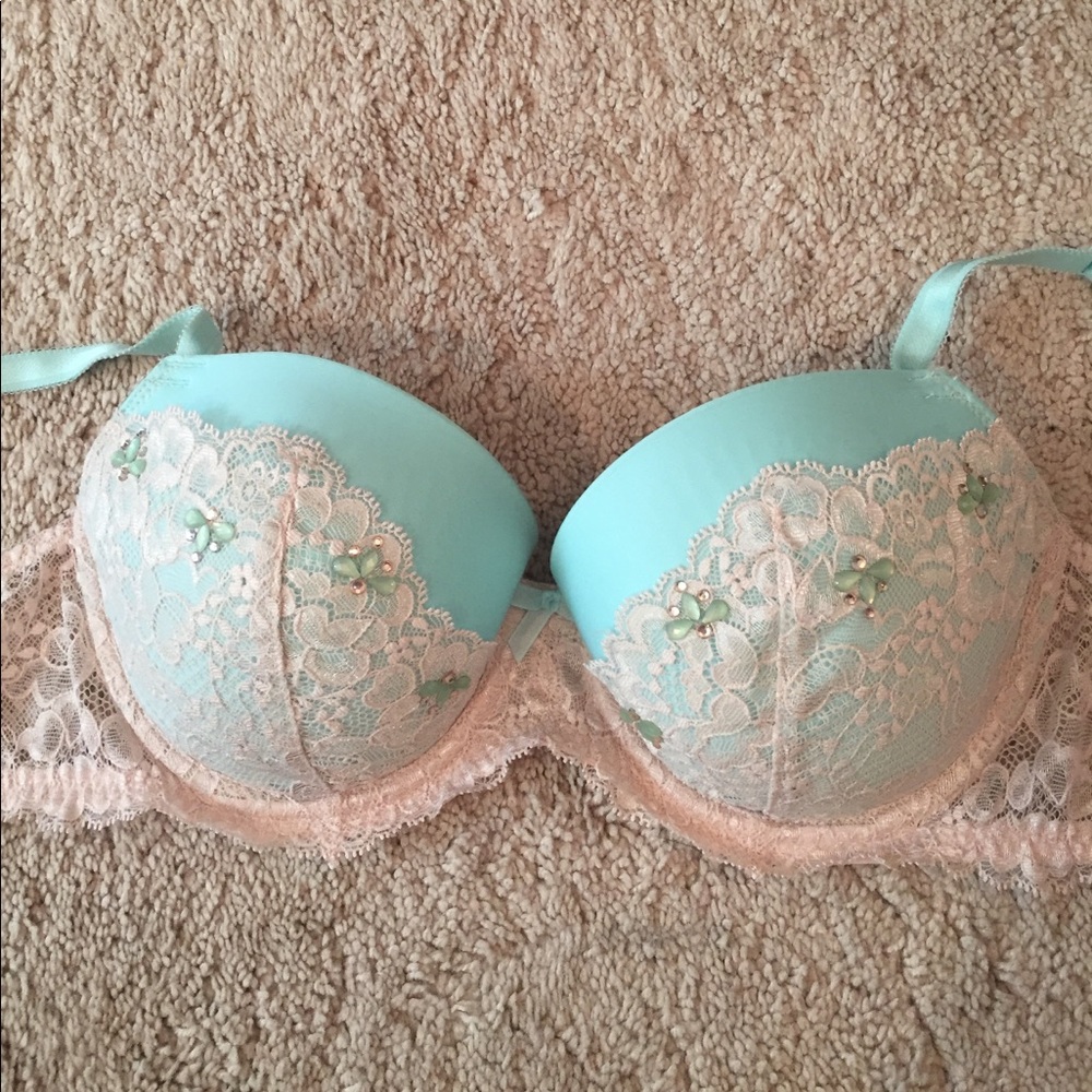 Victoria's Secret bra