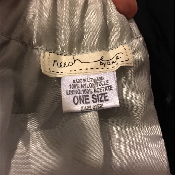 Mesh by D.A.R Gray Multi-layered Tulle Skirt L - Picture 3 of 3