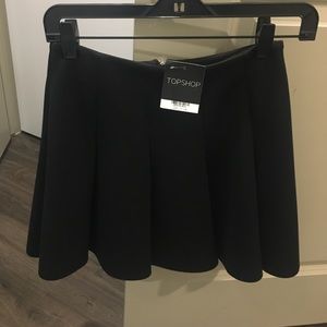 Top Shop black pleated skirt