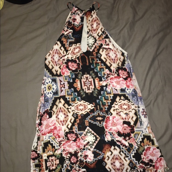 Size Medium, Show me your mumu dress - Picture 2 of 4