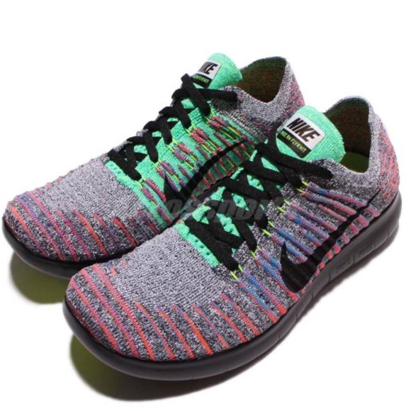 NWT Nike free Flyknit on black - Picture 5 of 7