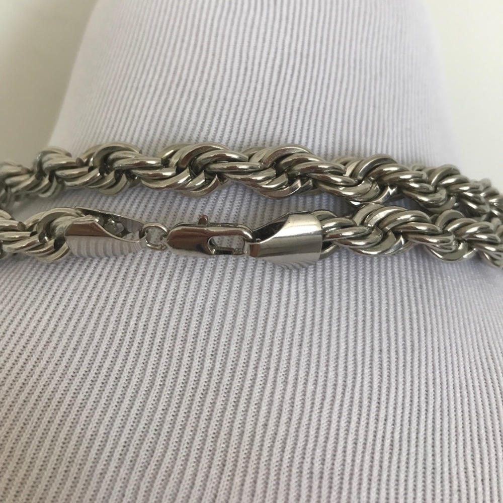 Silver Chain Loopable Necklace - Picture 3 of 4