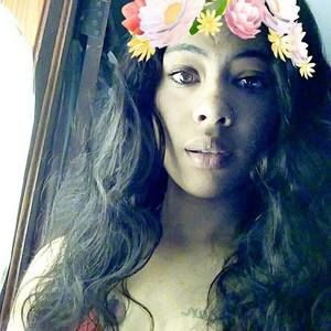 Meet your Posher, Delah