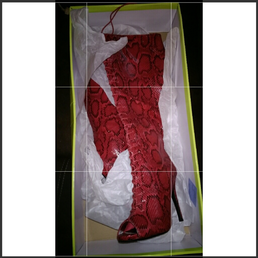 Hi boots - Picture 2 of 2