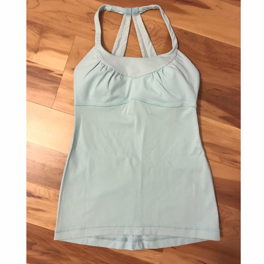 LuLuLemon Tank - SO Flattering