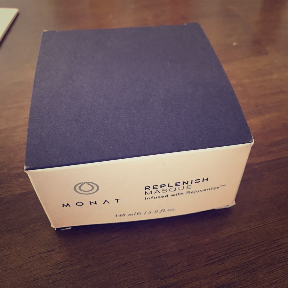 Monat Replenish Masque
