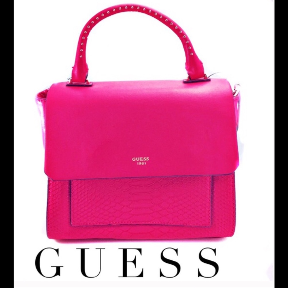 💕RARE PINK GUESS PURSE - Picture 2 of 3