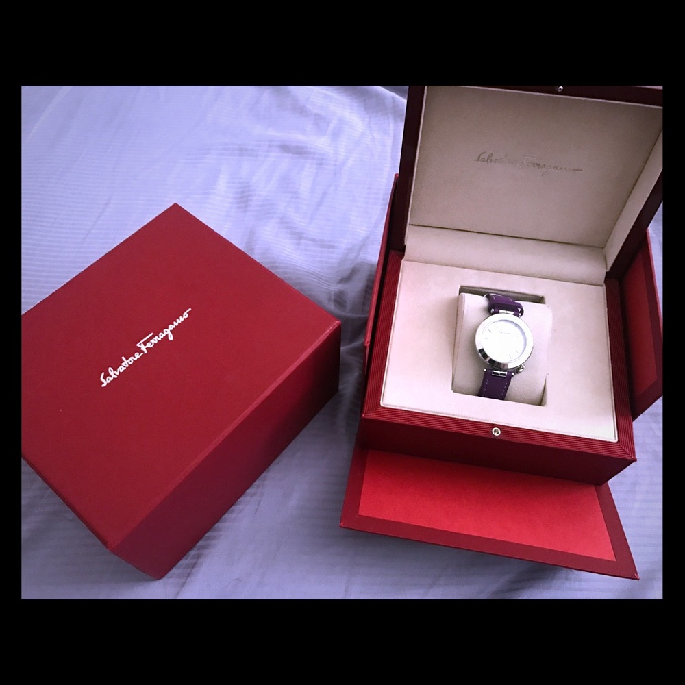 Ferragamo watch "Intreccio"