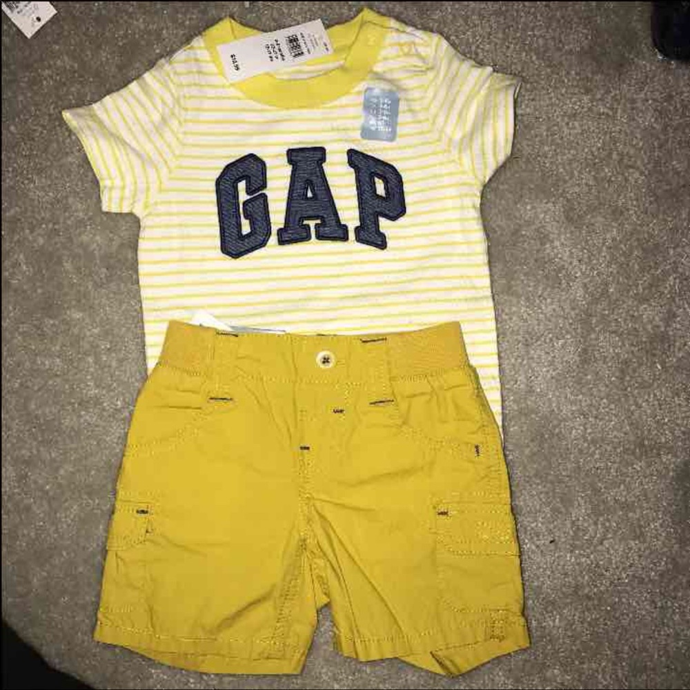 NWT Baby Gap Outfit