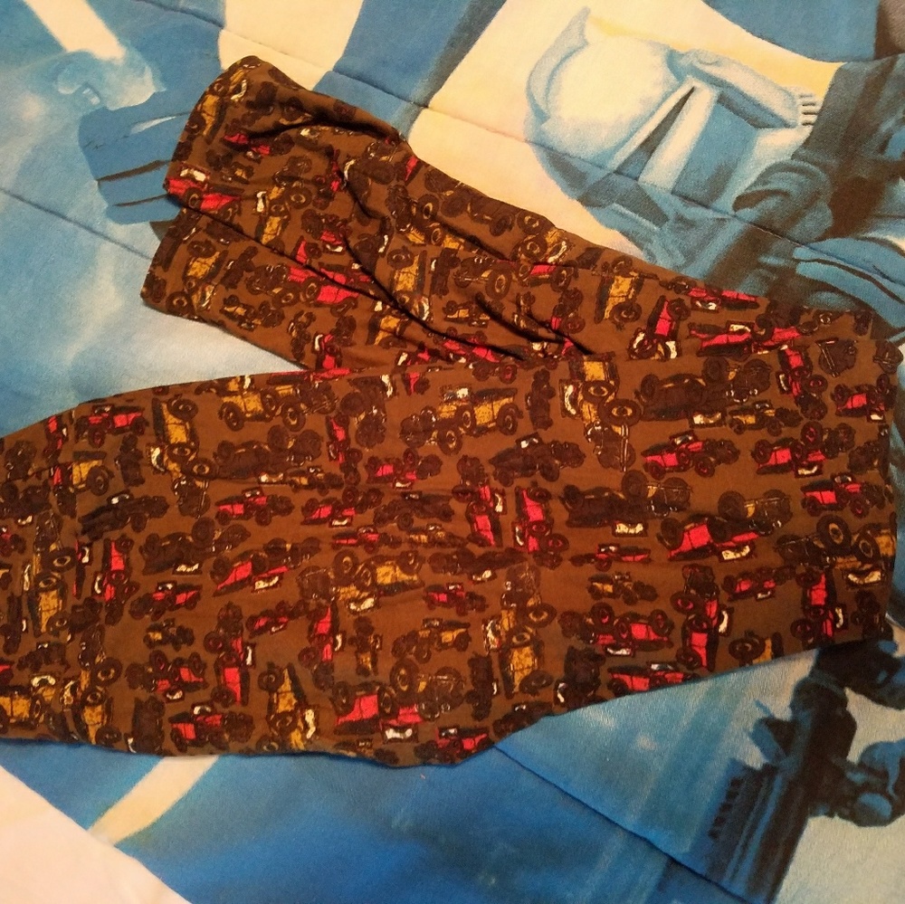 Lularoe classic car leggings