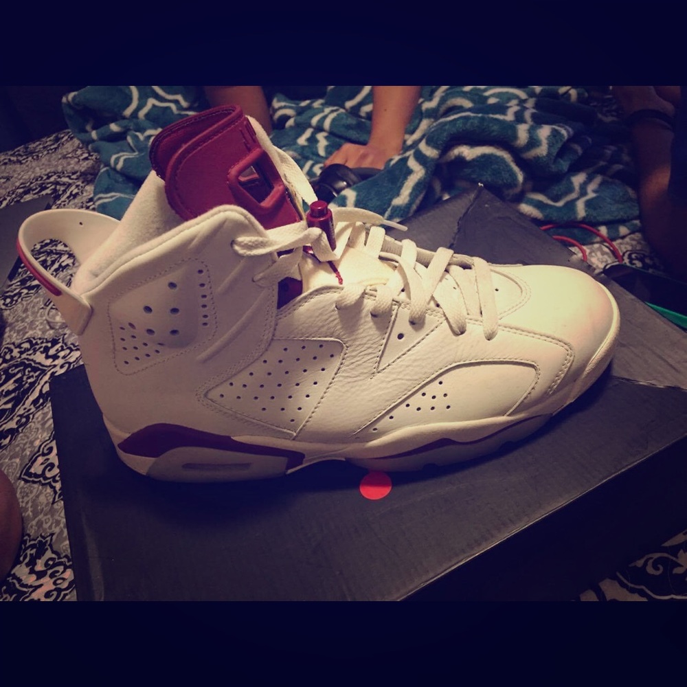 Jordan 6 marron