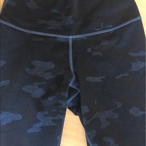 Lululemon High Times 7/8 Brushed Camo Pant 6
