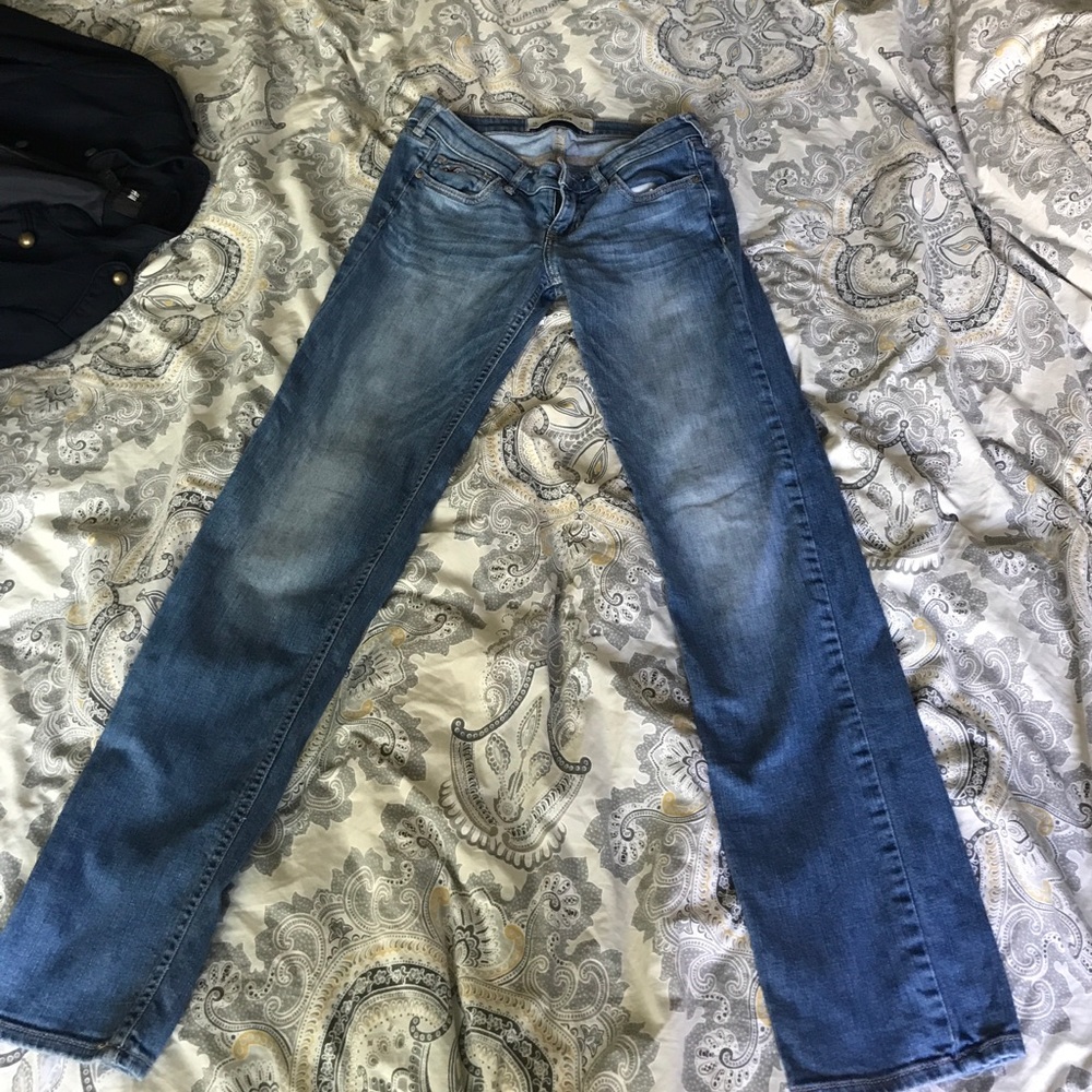 Hollister jeans