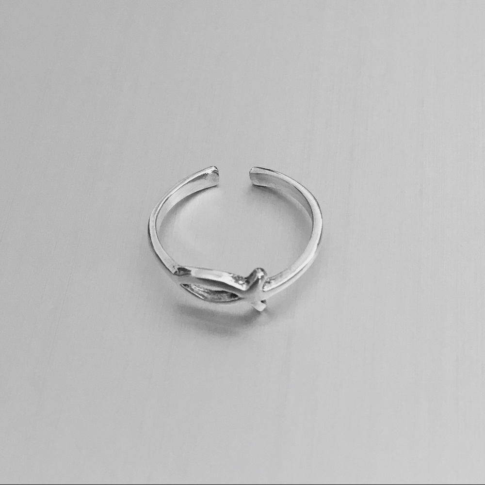 Sterling Silver Tiny Icthus Toe Ring - image 4