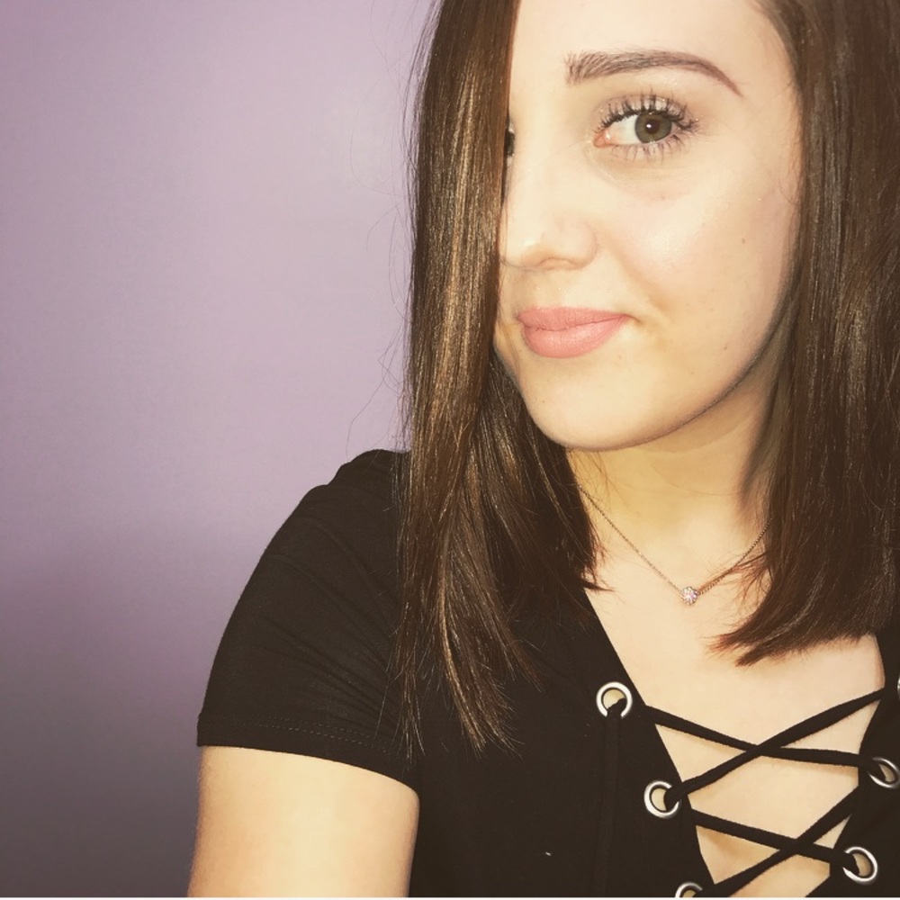 Meet your Posher, Julia