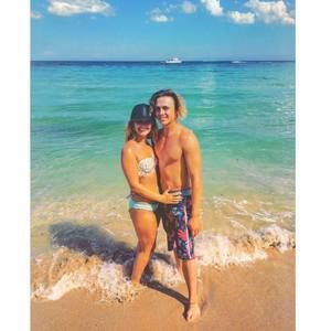 Meet your Posher, Ashlea nicole