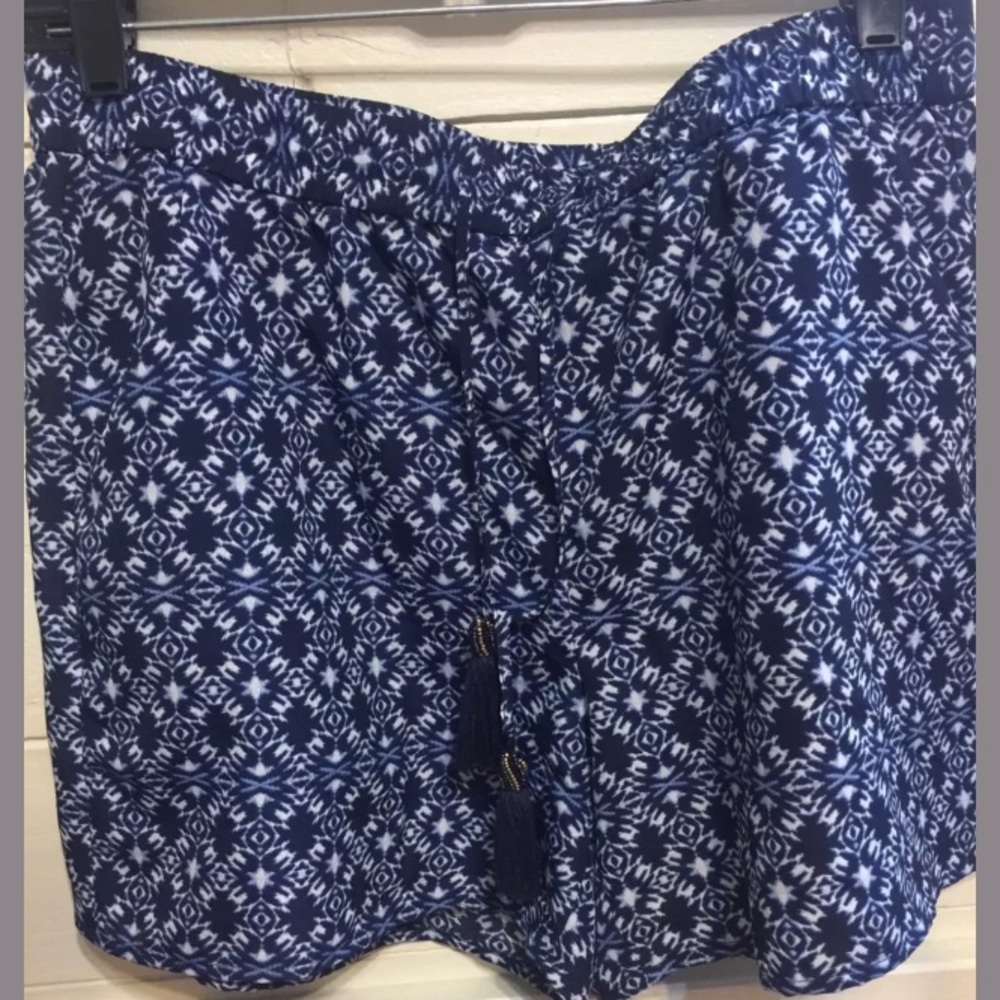 Vince Camuto Tassel Tie Waist Shorts