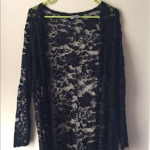 Long Kimono Like cardigan Lacy Black Size Medium