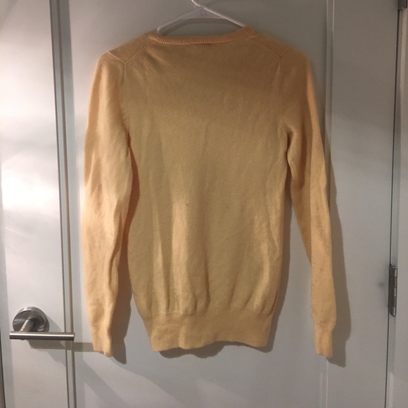 J. Crew Yellow sweater 100% Cashmere - Picture 3 of 3