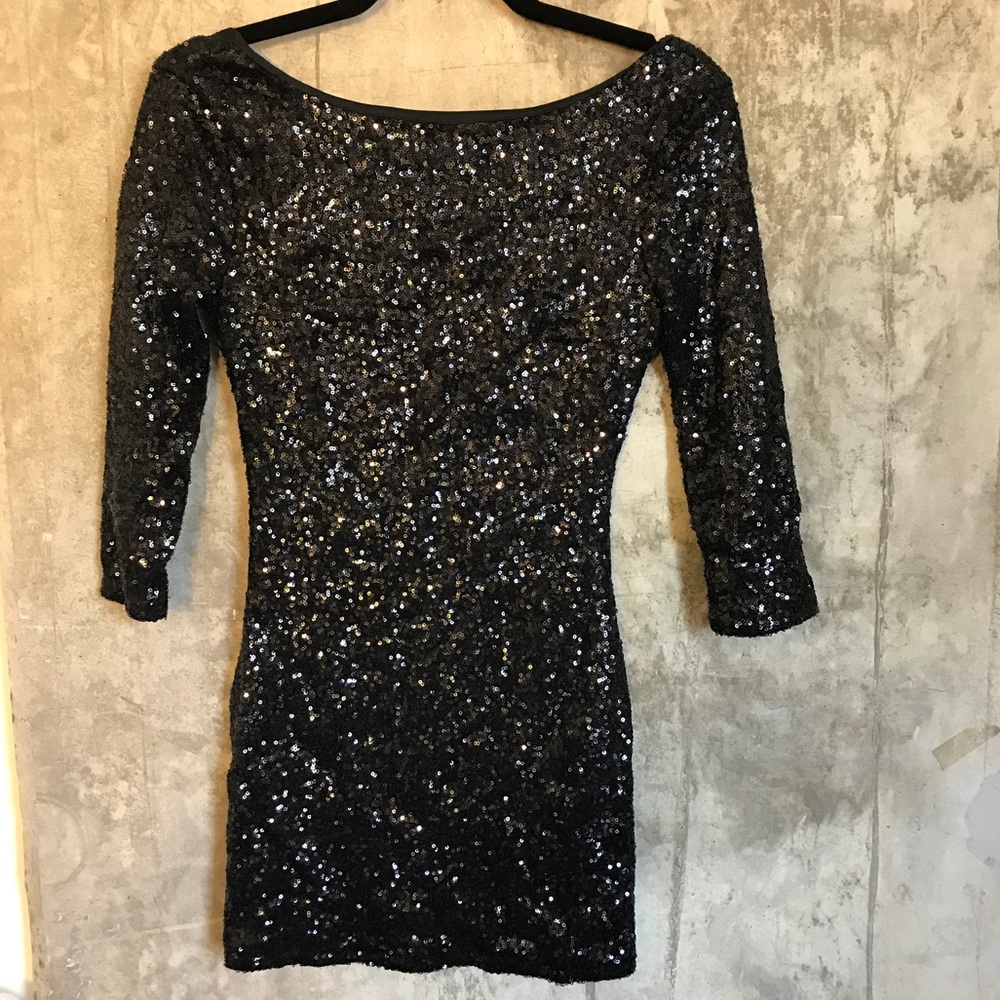 โ SOLD โ Tobi Black Sequin Dress - Picture 5 of 6
