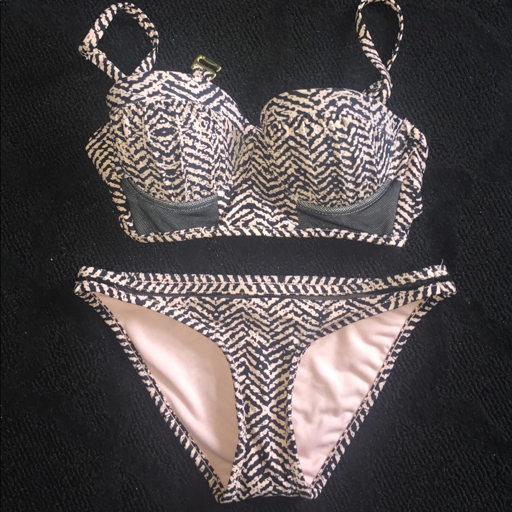 Bustier bikini 2 pc Set blush/ black/ mesh 👙