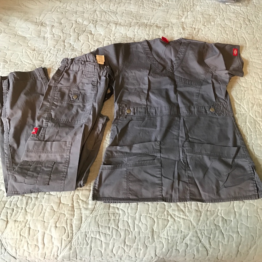 Dickies scrubs