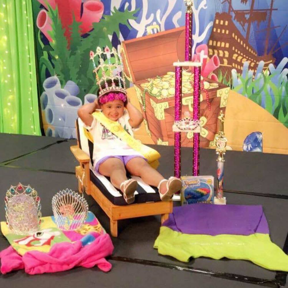 Meet your Posher, Nicole