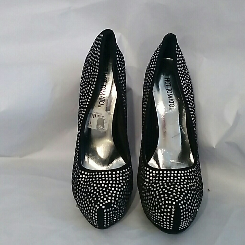 Heels - Picture 1 of 2