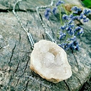 SALE! "Conversing Captivation" -Geode Necklace