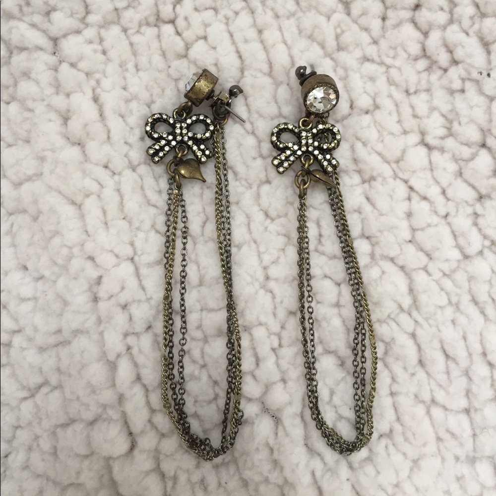 Betsey Johnson Bow dangle earrings