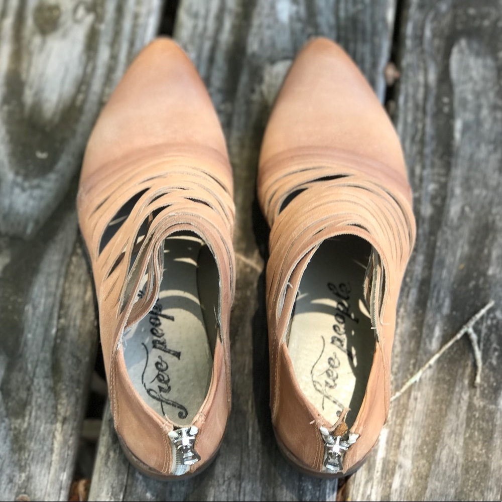 🌙🔮SOLD🔮🌙Free People Lost Valley Ankle Boot - Picture 4 of 8