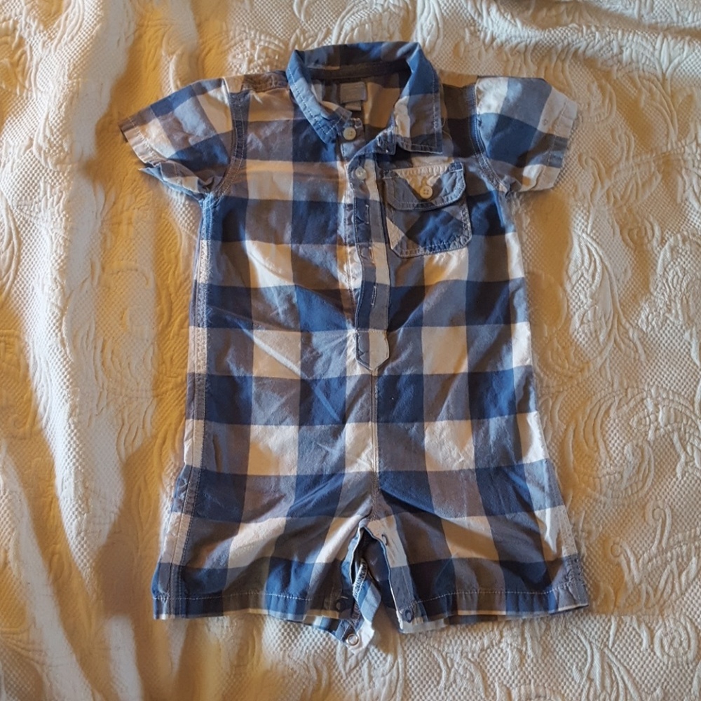 Childrens Place Blue / white Romper size 18-24 mon