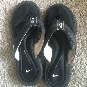 Nike Padded Flip Flops