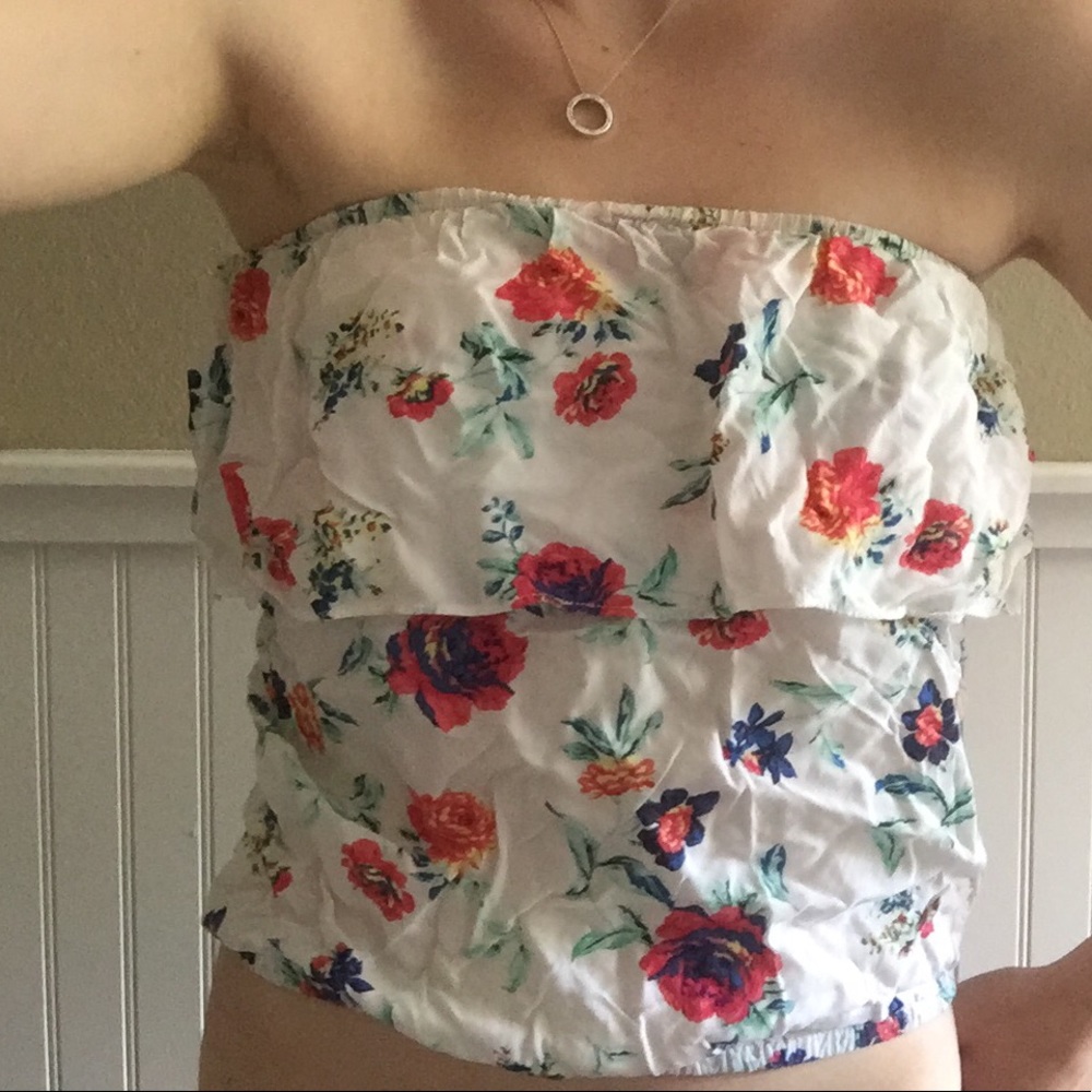 Pacsun Strapless floral top