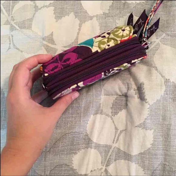 Vera Bradley crossbody/wristlet combo wallet - Picture 2 of 4