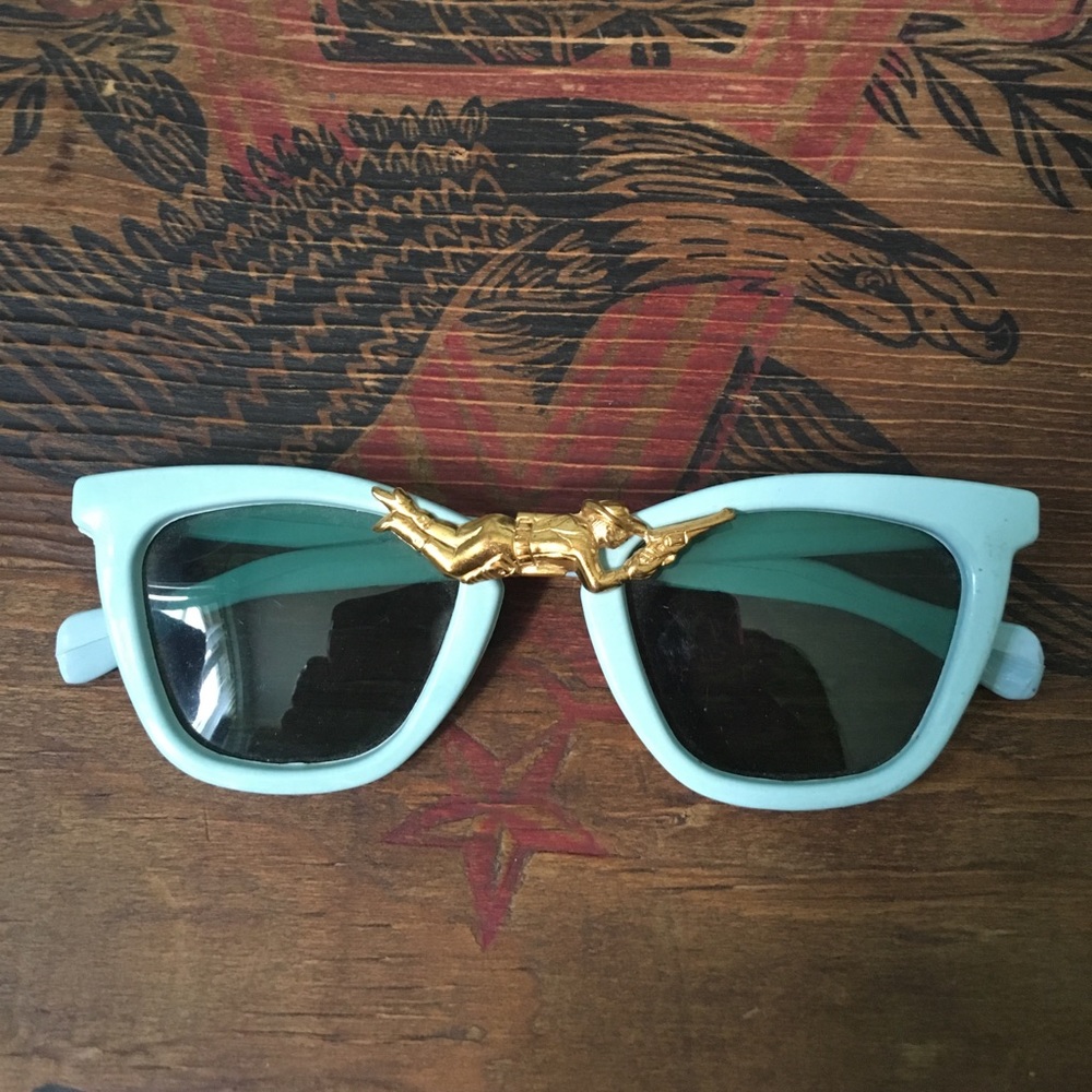 🐎 VINTAGE baby/toddler sunglasses