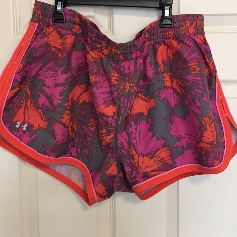 Under Armour xl running shorts.