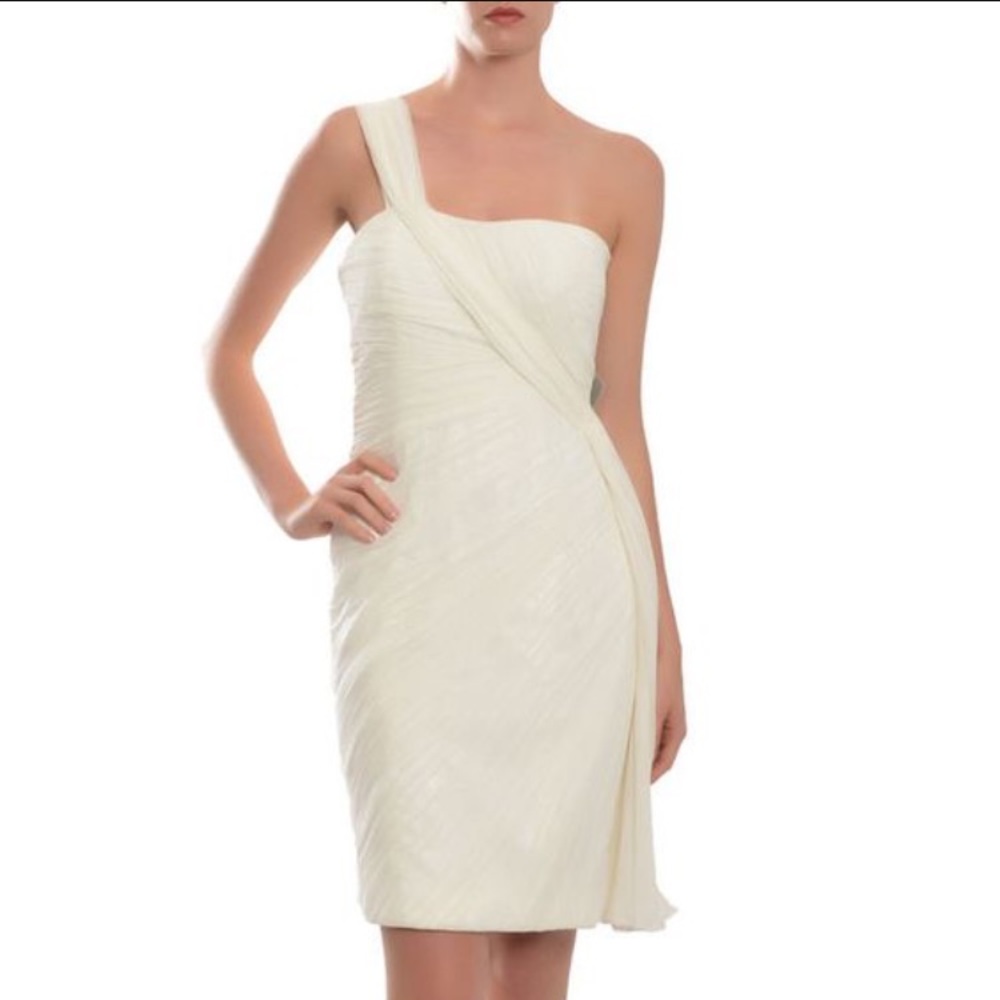 Monique Lhuillier cocktail gown