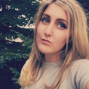 Meet your Posher, Daniella