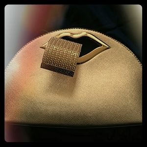 Classic Hand Purse ( SOLD )