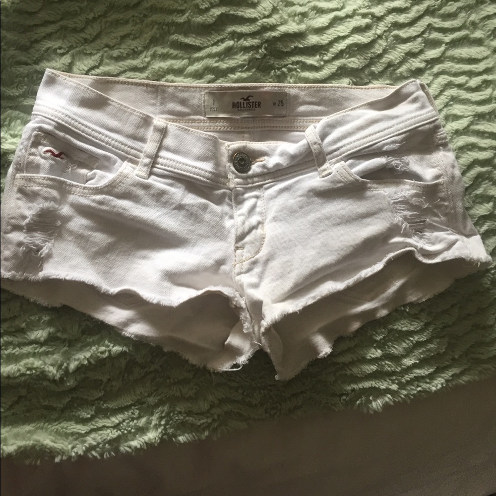 White Hollister short shorts