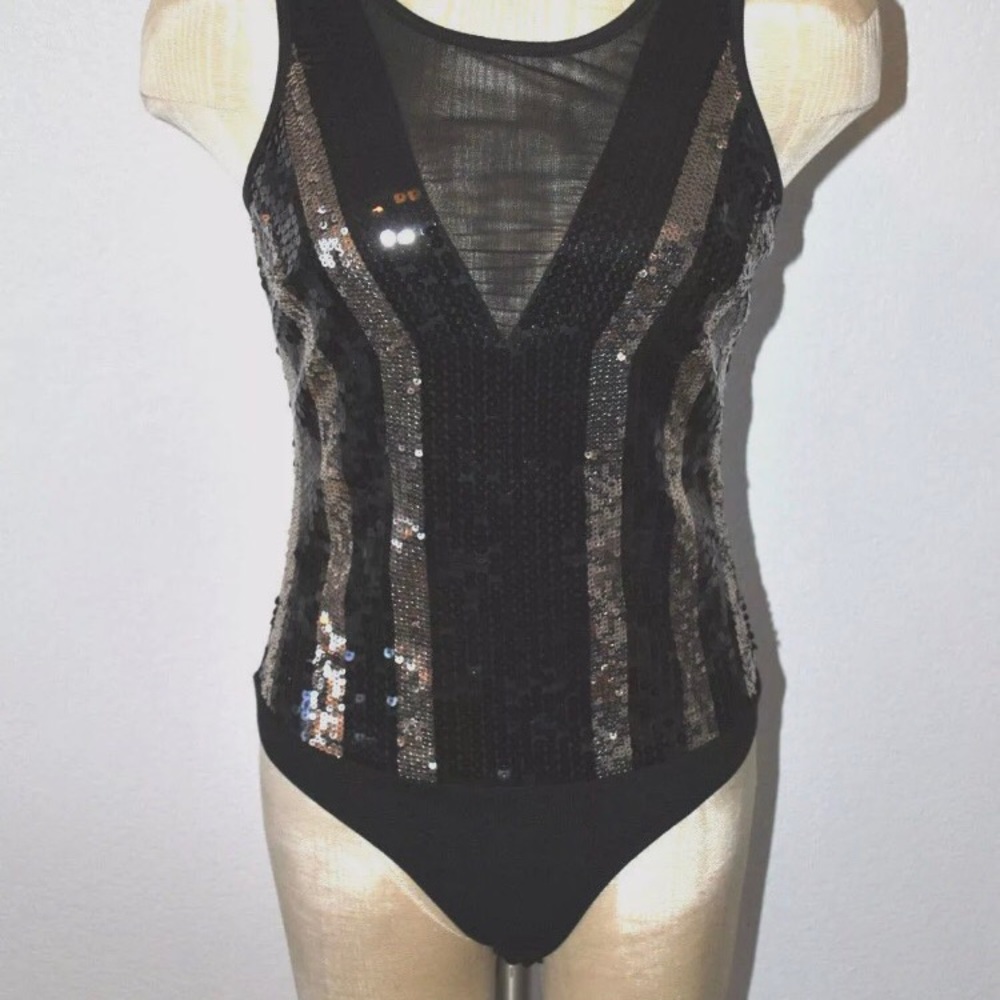 2B Bebe SEXY sequined mesh bodysuit size Small